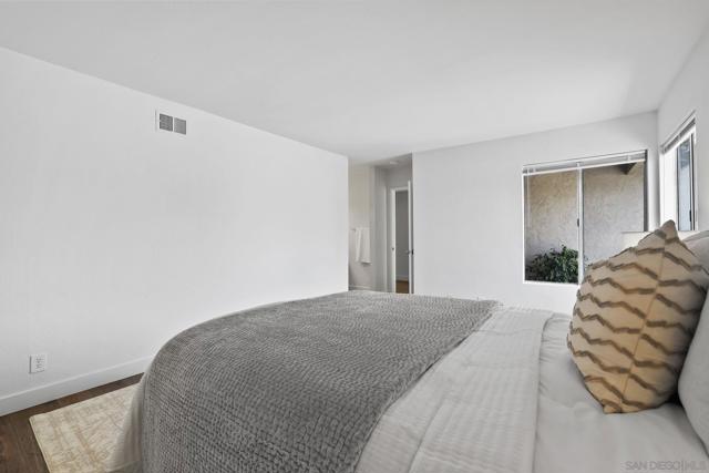 3663 Forest Road, Oceanside CA: https://media.crmls.org/mediaz/7993c813-c08c-4227-991d-3f2aa961afcb.jpg