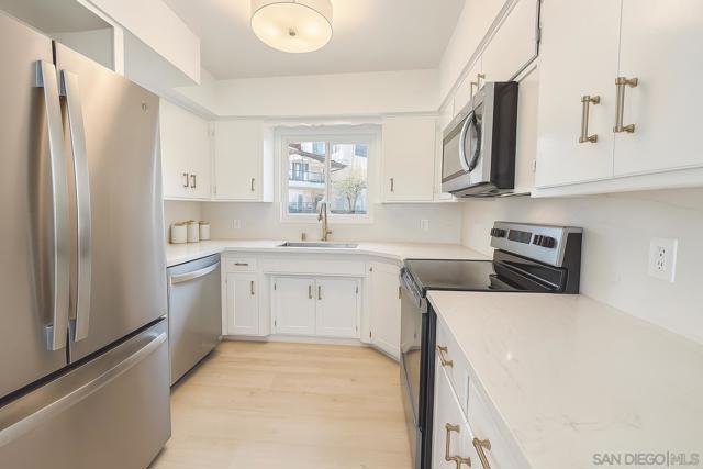 5139 Hilda Rd, San Diego CA: https://media.crmls.org/mediaz/79944eb0-5d10-41d5-9988-e00bdc4f0f15.jpg