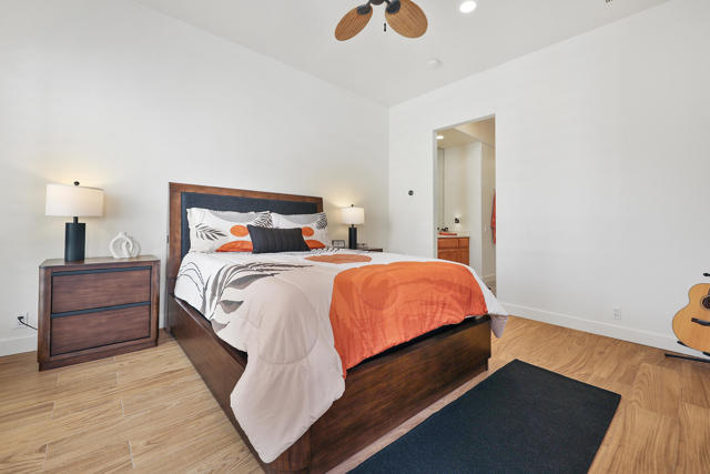 79840 Rancho La Quinta Drive, La Quinta CA: https://media.crmls.org/mediaz/7995073e-db0a-4d27-8f3c-381deb0bd5ce.jpg