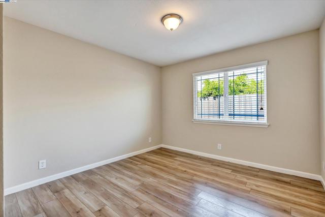 37659 Granville Dr, Fremont CA: https://media.crmls.org/mediaz/799589c7-4247-448e-a4ae-d100289e4e2a.jpg