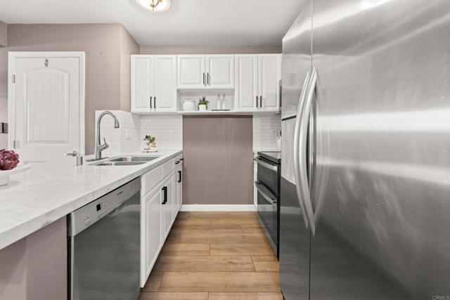 Detail Gallery Image 8 of 29 For 3549 Castle Glen Drive #117,  San Diego,  CA 92123 - 1 Beds | 1 Baths