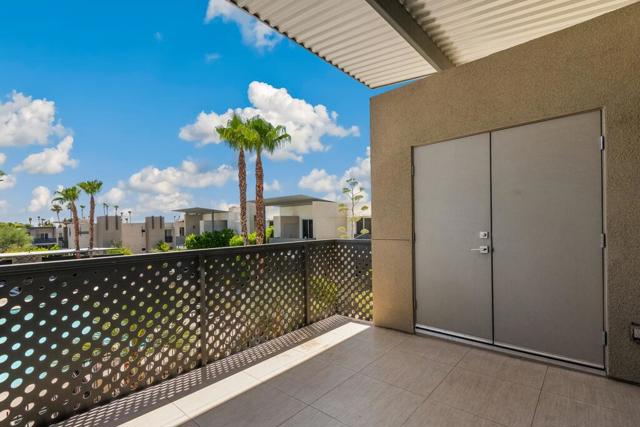 112 The Riv, Palm Springs CA: https://media.crmls.org/mediaz/7996c6d2-fda0-4bd6-a950-3042f00e3a70.jpg