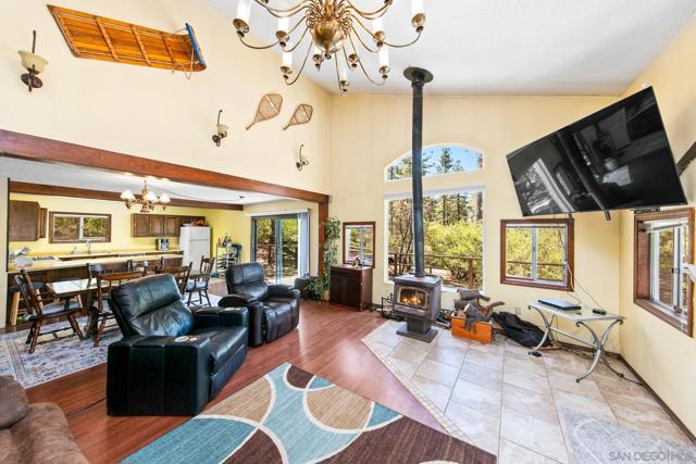 305 Los Huecos, Mount Laguna CA: https://media.crmls.org/mediaz/7996ddd5-ad4c-496b-b691-c9949fb9bfa3.jpg