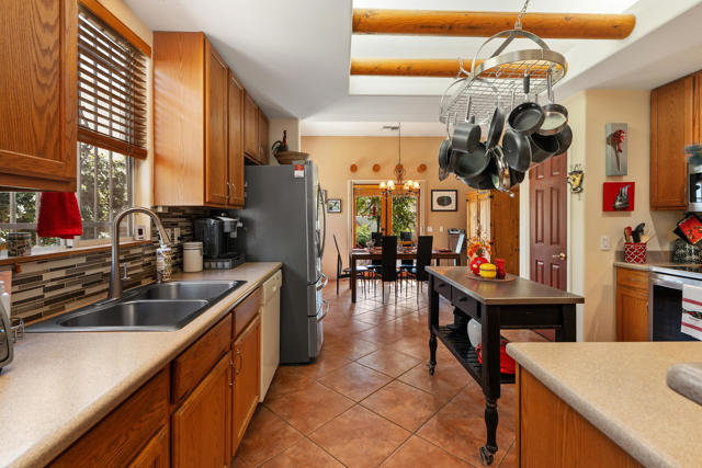 54125 Eisenhower Drive, La Quinta CA: https://media.crmls.org/mediaz/7997c862-2c55-4f43-9830-b5ef8d59ea86.jpg