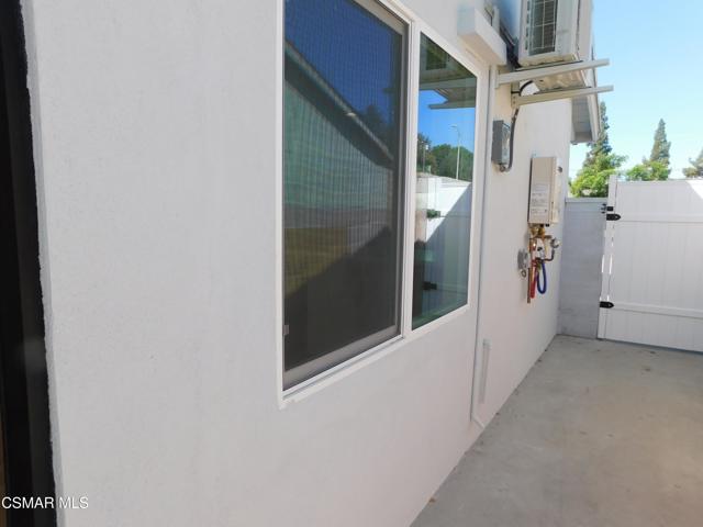 7452 Ponce Avenue, West Hills CA: https://media.crmls.org/mediaz/7998860a-f805-47da-bc42-7fa214d88509.jpg
