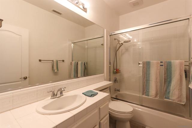 994 N Big Sky Lane, Orange CA: https://media.crmls.org/mediaz/7998ba7b-6cee-4467-81b4-277c76488389.jpg