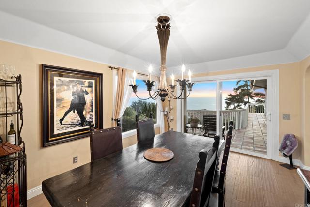 6130 Terryhill Drive, La Jolla CA: https://media.crmls.org/mediaz/799908a5-99bf-4f0c-9531-5768d2dd0c49.jpg