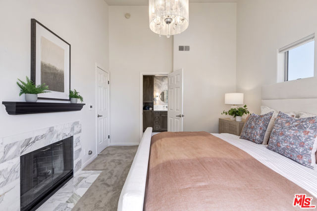 1630 E Palm Avenue, El Segundo CA: https://media.crmls.org/mediaz/79996f26-3bc7-4917-bba6-f3210521bff9.jpg