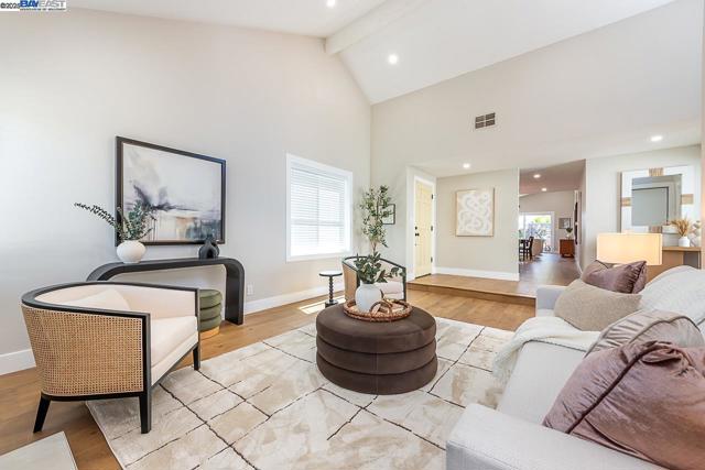 Image 8 of 54 For 32996 Soquel St
