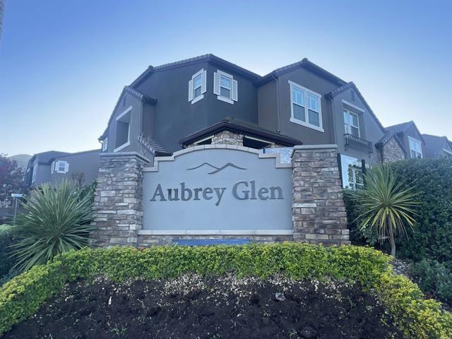 Detail Gallery Image 6 of 102 For 1504 Mirabelle Ln, Santee,  CA 92071 - 3 Beds | 3/1 Baths