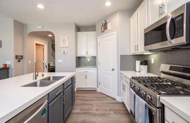 3417 River Shoal Avenue, Sacramento CA: https://media.crmls.org/mediaz/799a4d2a-f7ce-4c39-9648-992b4344a204.jpg