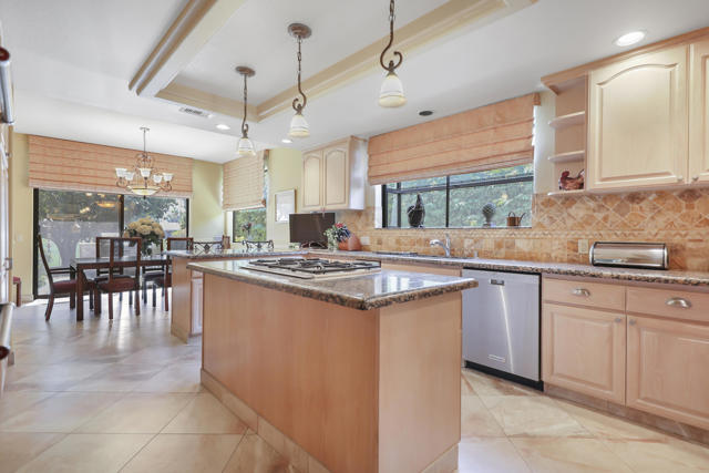79122 Starlight Lane, Bermuda Dunes CA: https://media.crmls.org/mediaz/799aa84a-ac9a-4c5c-ad3b-30be311ccc00.jpg