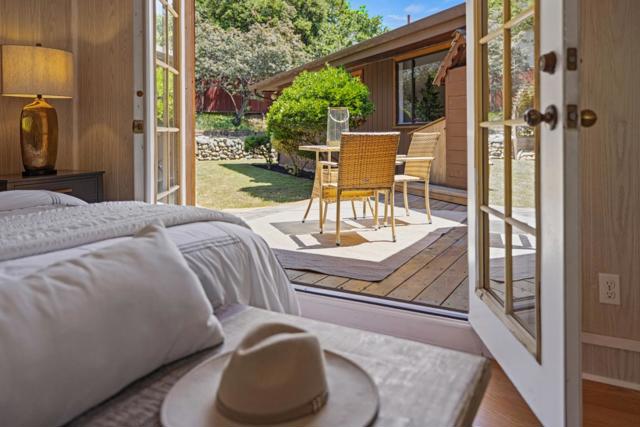 59 La Rancheria, Carmel Valley CA: https://media.crmls.org/mediaz/799b2e3e-9ea8-489a-988c-87ed343c3eca.jpg