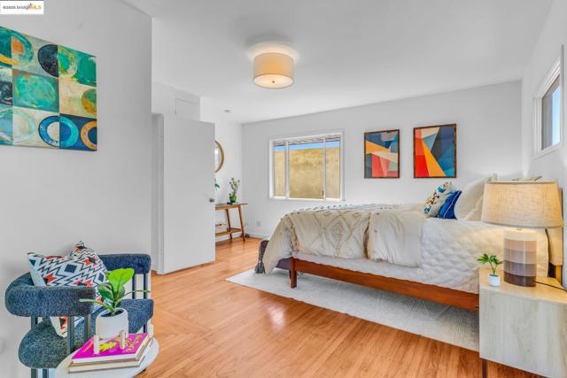 7231 Plank Ave, El Cerrito CA: https://media.crmls.org/mediaz/799b9440-d33f-4b09-b939-e0a69b61d226.jpg