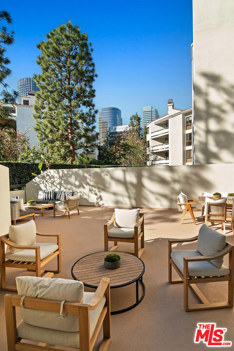 2131 Century Park Lane, Los Angeles CA: https://media.crmls.org/mediaz/799bd58b-568f-4a7b-b48e-04fab2f99725.jpg