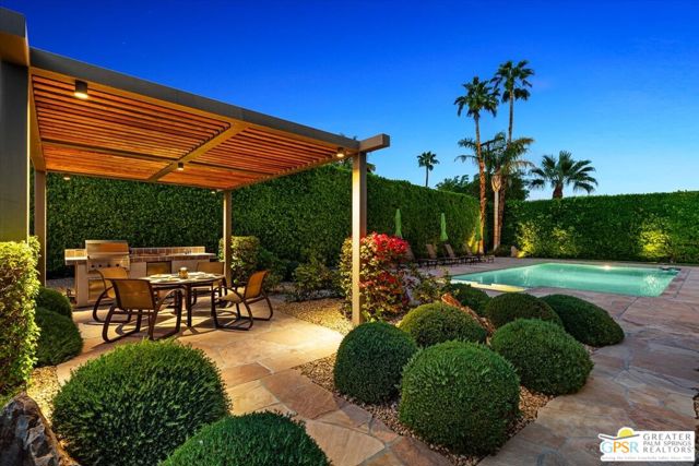 526 W Chino Canyon Road, Palm Springs, CA 92262