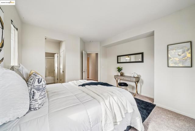 1861 Parkside Dr, Concord CA: https://media.crmls.org/mediaz/799c9a28-e40f-4702-80e9-eafaab94b20e.jpg