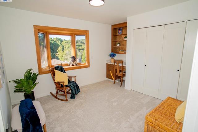 4732 Mira Vista Drive, Castro Valley CA: https://media.crmls.org/mediaz/799cbb07-e88c-442e-8865-ec91f03fef9c.jpg