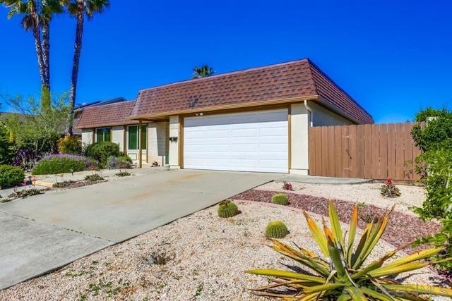 15034 Jenell St, Poway CA: https://media.crmls.org/mediaz/799d409b-3275-4b19-9846-b40c985efa21.jpg