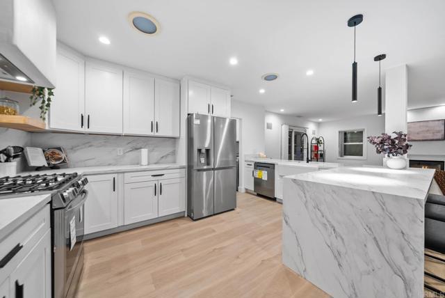 5975 N Nagel Street, La Mesa CA: https://media.crmls.org/mediaz/799d7fbb-a4cf-4958-8265-339cd2404a82.jpg