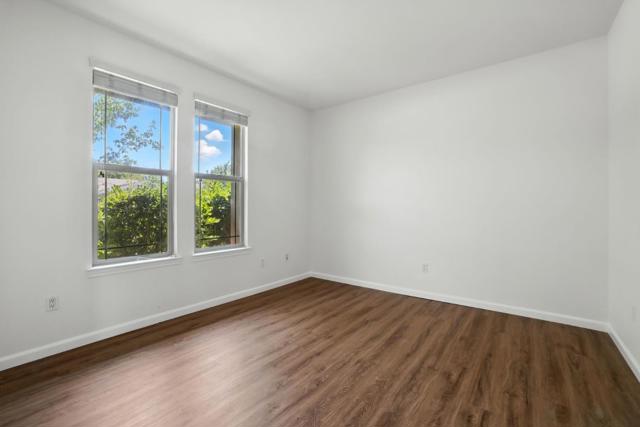 1826 Grand Pheasant Lane, Lincoln CA: https://media.crmls.org/mediaz/799f11b6-2dc4-4bfb-a8b5-bb6abbc35dd3.jpg