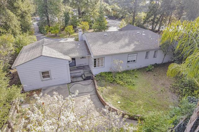 15041 Park Drive, Saratoga CA: https://media.crmls.org/mediaz/799f6549-5212-4976-a9ba-65cb906448f1.jpg