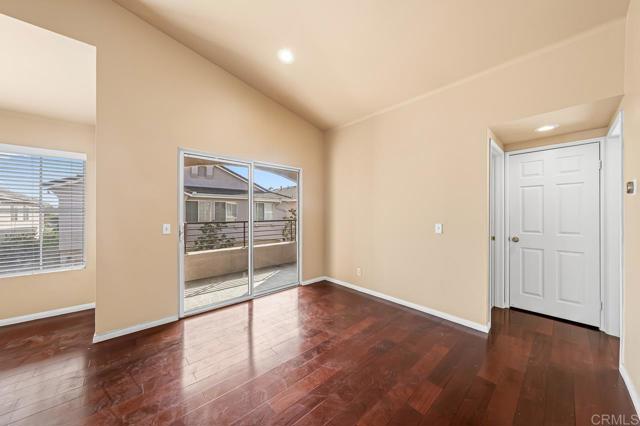 1259 El Cortez Court, Chula Vista CA: https://media.crmls.org/mediaz/799f6b69-7f05-436b-a2f1-11a2a160dabc.jpg