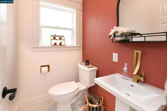 2200 Tice Valley Blvd +3BR ADU, Walnut Creek CA: https://media.crmls.org/mediaz/799f9f40-3c8f-4a2c-aa83-6b91583ed59f.jpg