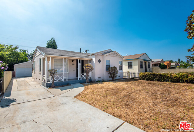 720 W 104Th Pl, Los Angeles, CA 90044