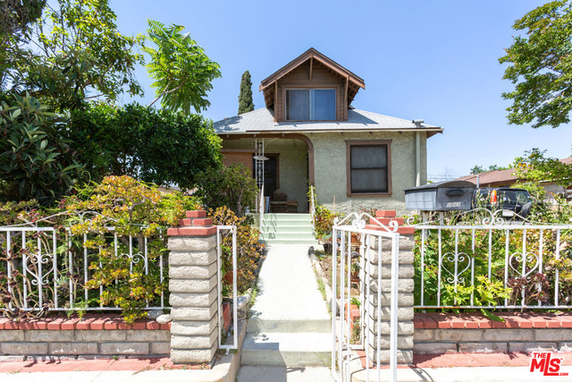 4045 Bemis St, Los Angeles, CA 90039