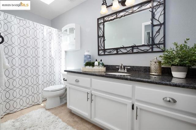 1431 Huston Rd, Walnut Creek CA: https://media.crmls.org/mediaz/79a014b7-91fc-4b0c-885f-c123cf66da2e.jpg