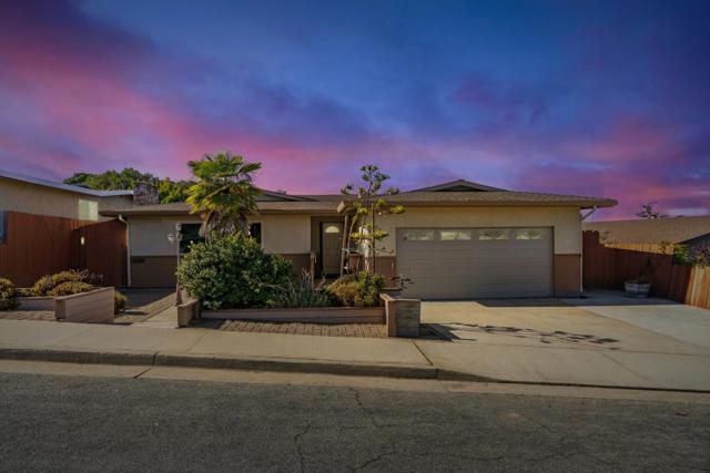 1081 Madrid Court, Seaside CA: https://media.crmls.org/mediaz/79a1c1f3-4002-4dea-bdc7-4bc69cd705d4.jpg