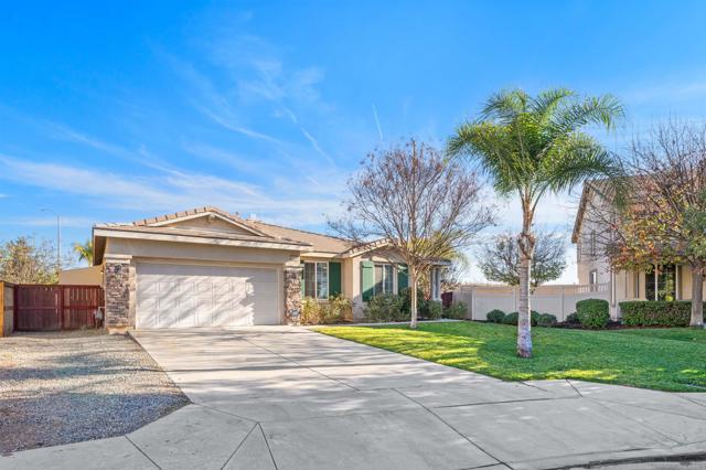 Detail Gallery Image 3 of 39 For 28934 Keri Lynn Ave, Murrieta,  CA 92563 - 4 Beds | 3 Baths