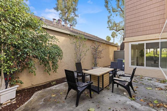 Detail Gallery Image 14 of 48 For 10573 Caminito Flores, San Diego,  CA 92126 - 3 Beds | 2 Baths