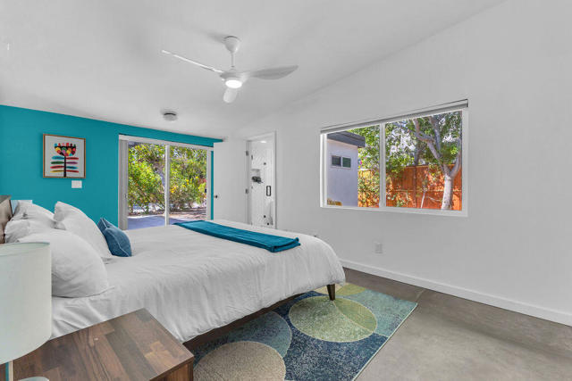 1075 E Sunny Dunes Road, Palm Springs, CA 92264