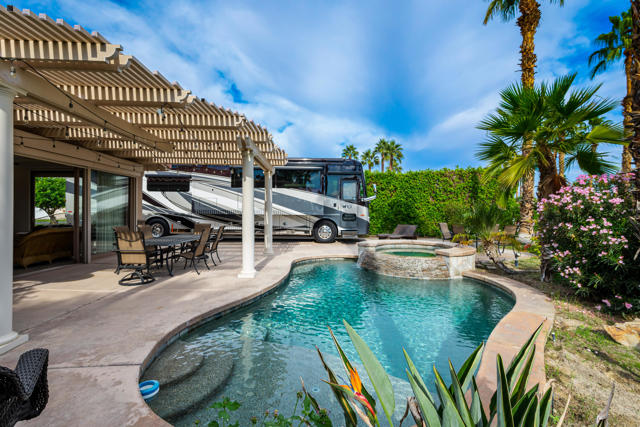 48170 Hjorth Street, Indio CA: https://media.crmls.org/mediaz/79a53039-a534-4105-960d-955bcd3140ca.jpg