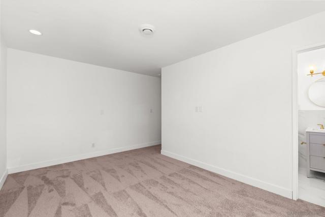 614 Fifth Ave, Chula Vista CA: https://media.crmls.org/mediaz/79a71c44-9330-4678-8108-6b29da0e06ad.jpg