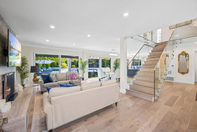 Detail Gallery Image 25 of 48 For 3865 Cadden Way, San Diego,  CA 92117 - 4 Beds | 2/1 Baths