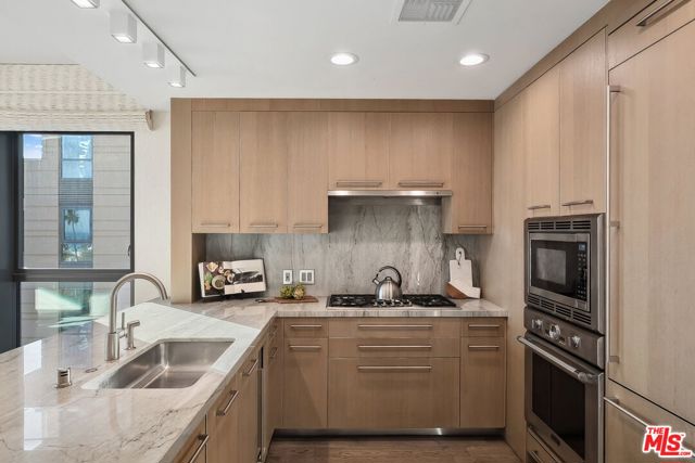 1755 Ocean Avenue, Santa Monica CA: https://media.crmls.org/mediaz/79a7aec5-07f6-48a3-8fa7-2ce308222882.jpg