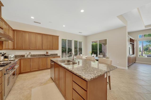 Image 22 of 42 For 81195 Muirfield Vlg.