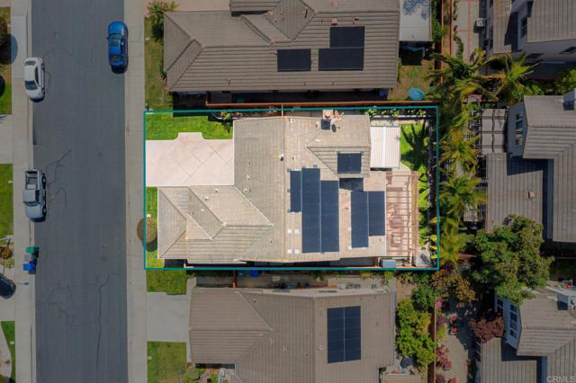 5191 Cobalt Way, Oceanside CA: https://media.crmls.org/mediaz/79a85c5f-78ab-4944-880e-a6ed6200b398.jpg