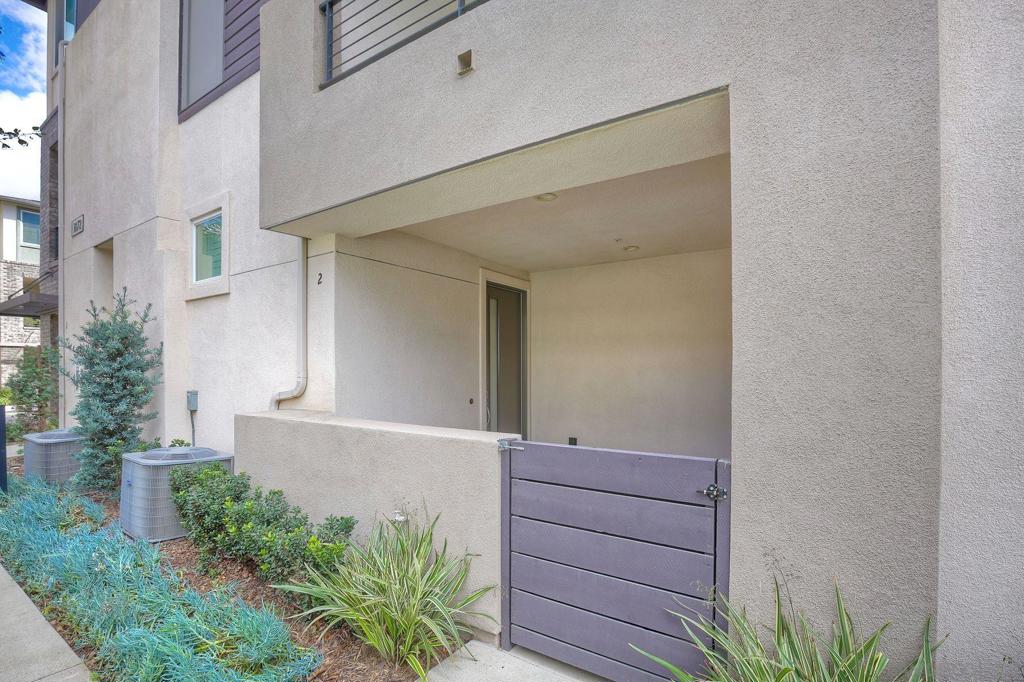 1872 Observation Way 2, Chula Vista, CA 91915