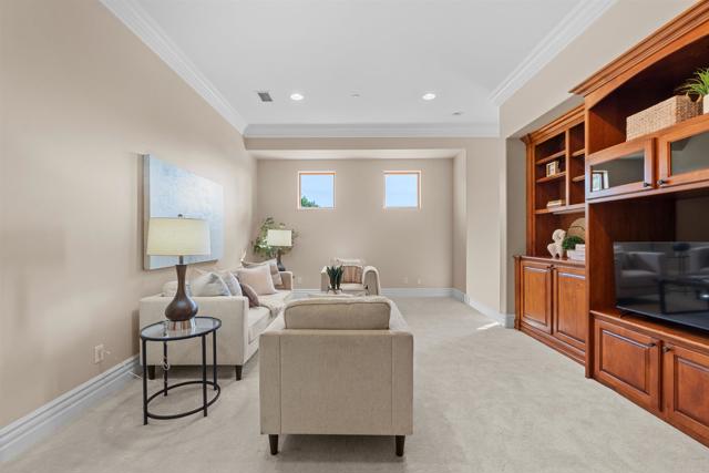 Detail Gallery Image 30 of 67 For 2428 Catalina Ave, Vista,  CA 92084 - 5 Beds | 5/1 Baths