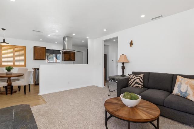 3607 Frenzel Cirl, Oceanside CA: https://media.crmls.org/mediaz/79ab529d-cf29-4878-ace3-f9581c9179d9.jpg