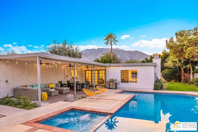 2210 East Powell Road, Palm Springs