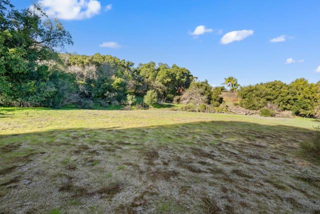 28120 Laura Court, Los Altos Hills CA: https://media.crmls.org/mediaz/79ad62c1-8202-4f82-ac95-e43d7e078179.jpg