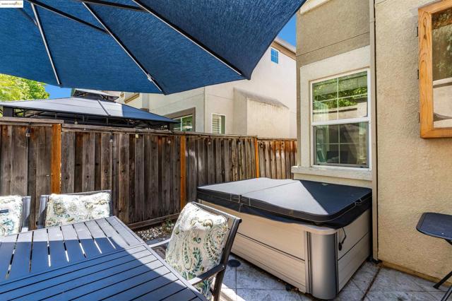 569 Primitivo Ct, Fairfield CA: https://media.crmls.org/mediaz/79ad86bb-207f-4285-9235-67fedc038bb3.jpg