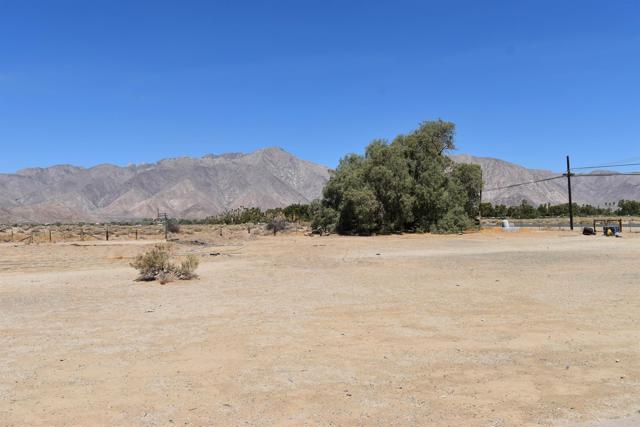 Detail Gallery Image 11 of 16 For 1225 Palm Canyon Rd, Borrego Springs,  CA 92004 - 2 Beds | 1 Baths