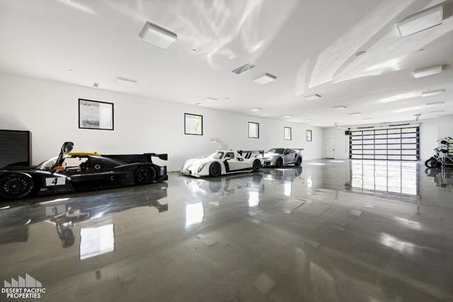 61126 Goodwood Dr, Thermal CA: https://media.crmls.org/mediaz/79b0b30e-517d-4f24-970e-5bea71b90774.jpg