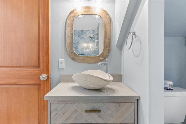 1711 Trout Gulch Road, Aptos CA: https://media.crmls.org/mediaz/79b152ef-2922-4268-a1b0-193a28f96759.jpg